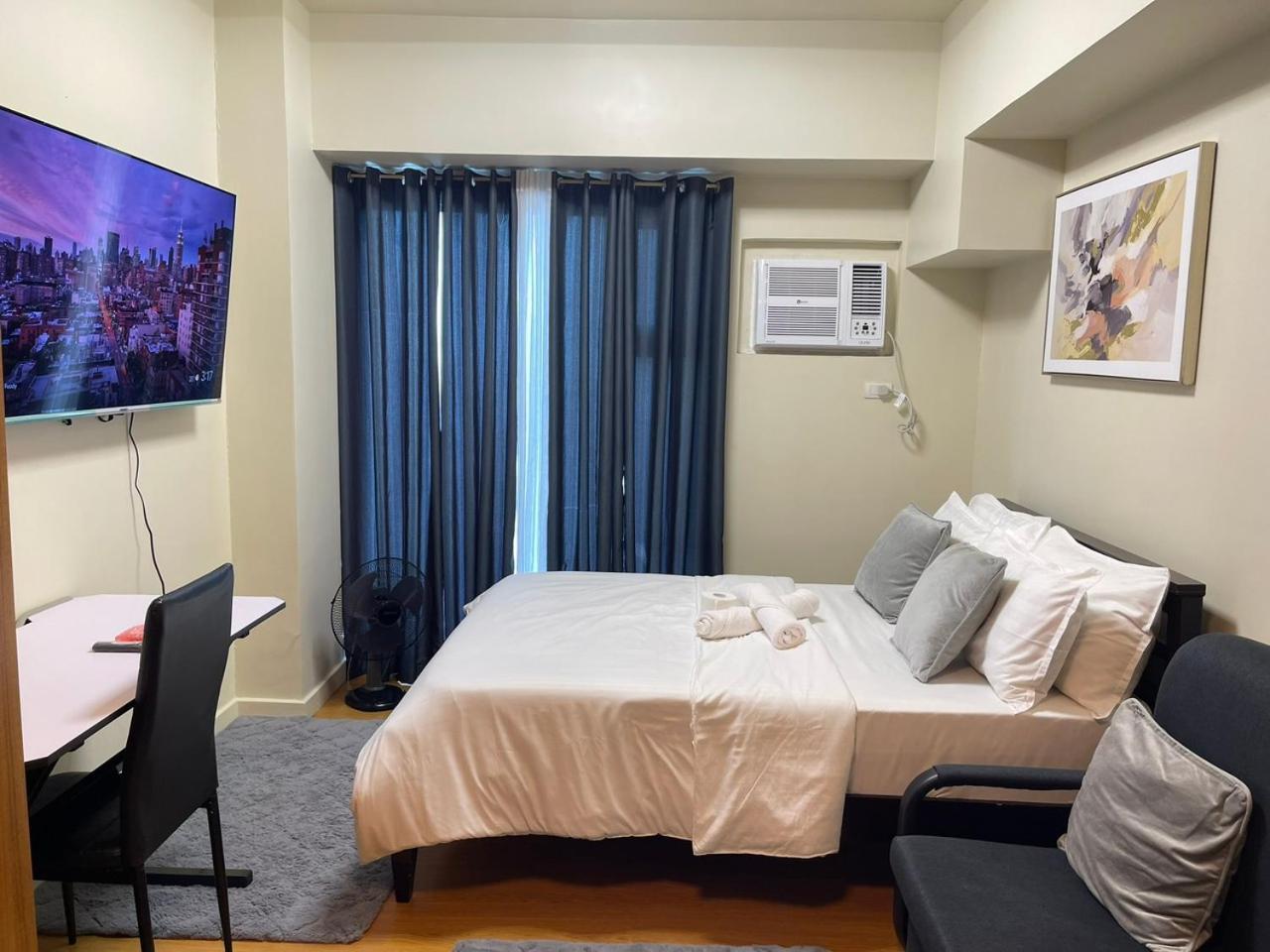 8 Adriatico Staycation Manila Bagian luar foto